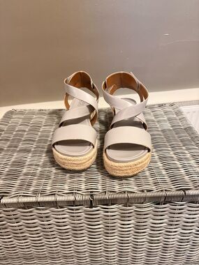 Franco Sarto Light Gray Platform Sandals